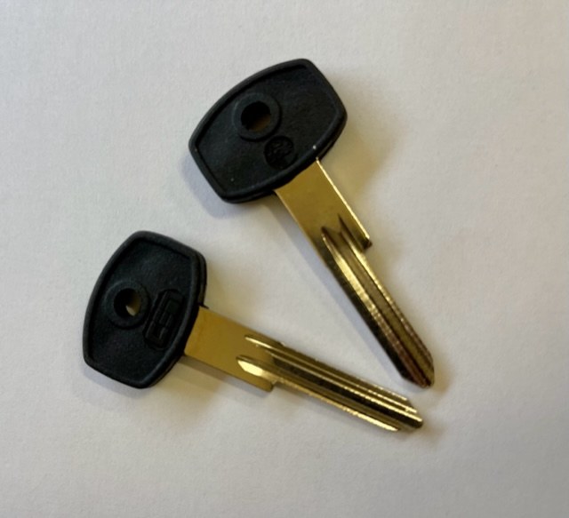 KA -/-/-/- (autoklíč) - Vložky,zámky,klíče,frézky Klíče odlitky Autoklíče