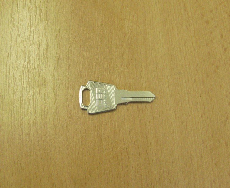 KA -/LAS10S/LS8R/LAS3L DOPRODEJ (autoklíč) - Vložky,zámky,klíče,frézky Klíče odlitky Autoklíče