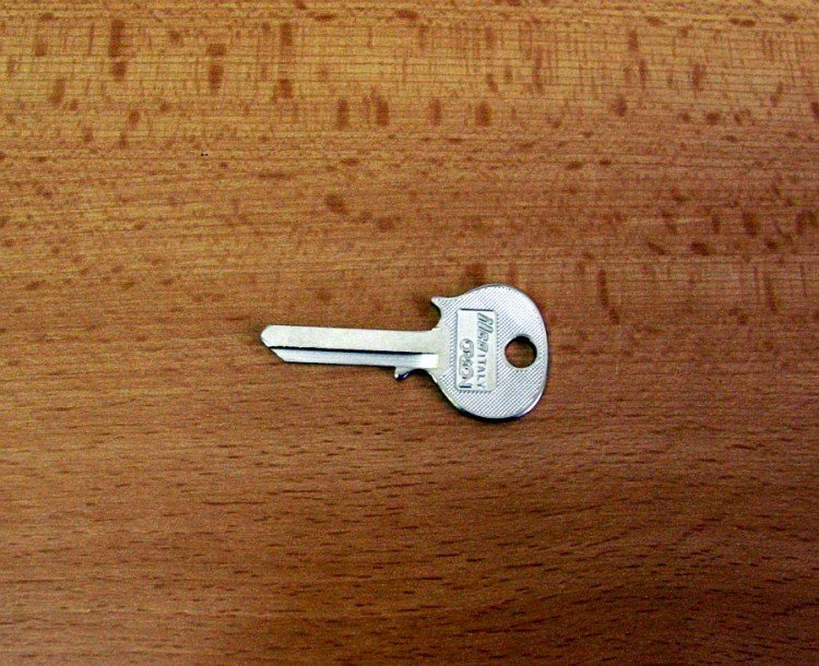 KA -/NM41/NE10/NN20 DOPRODEJ (autoklíč) - Vložky,zámky,klíče,frézky Klíče odlitky Autoklíče