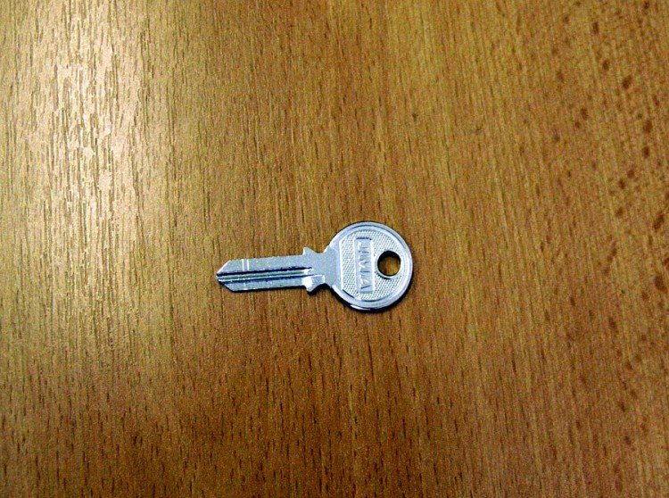 KA -/RS9S/RO10R/RN23L DOPRODEJ (autoklíč) - Vložky,zámky,klíče,frézky Klíče odlitky Autoklíče