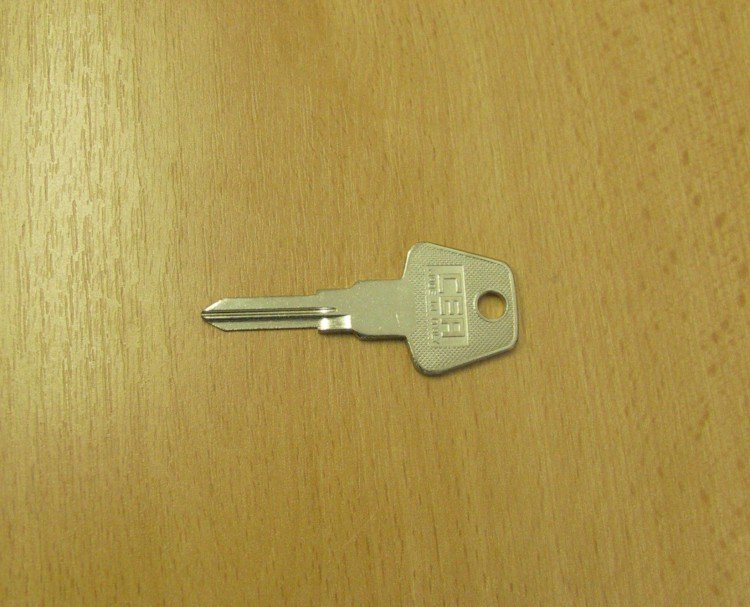 KA -/SP12/SIP13/SP23 DOPRODEJ (autoklíč) - Vložky,zámky,klíče,frézky Klíče odlitky Autoklíče