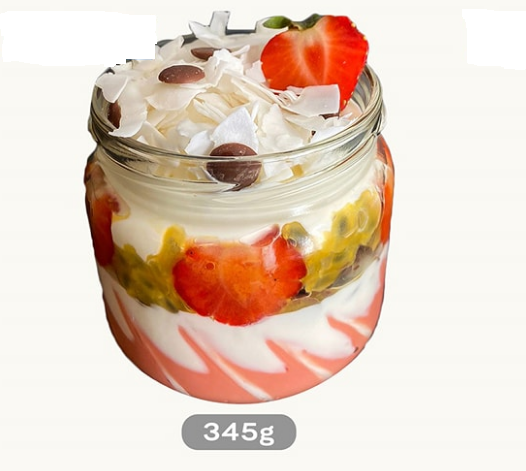 Jogurt hotový Jahody-Maracuja 345 g (jahodový krém, jahody, maracuja, kokos) - Delikatesy, dárky Delikatesy