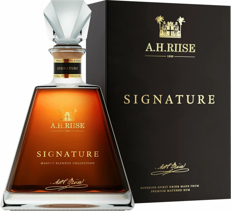 A.H.Riise RUM Signature 0,7 L - Whisky, destiláty, likéry Rum