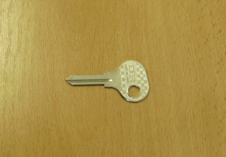 KA -/LP1/LMP1/LMP10 DOPRODEJ (autoklíč) - Vložky,zámky,klíče,frézky Klíče odlitky Autoklíče