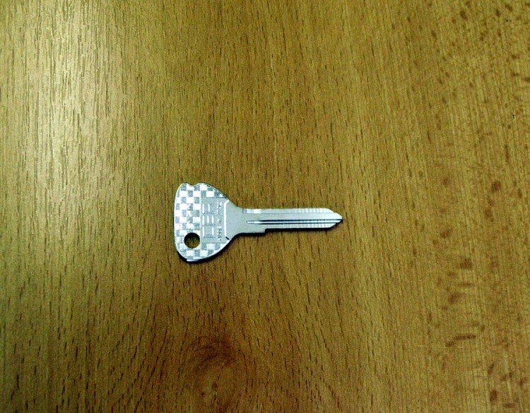 KA -/YS16/YM16/YS19 DOPRODEJ (autoklíč) - Vložky,zámky,klíče,frézky Klíče odlitky Autoklíče