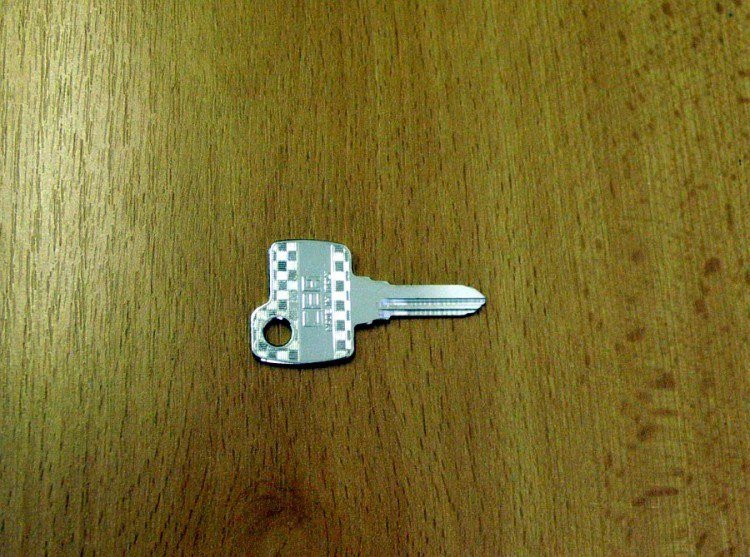 KA FARM4S/FARM3/FAR4R/FAR11 DOPRODEJ(autoklíč) - Vložky,zámky,klíče,frézky Klíče odlitky Autoklíče
