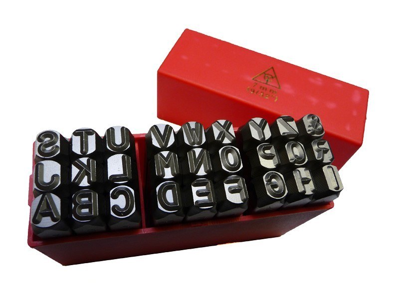 Raznice písmen 10mm/920 Raznice písmen 10mm/920 - zboží na objednání