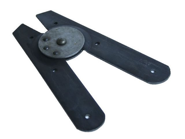 Závěs žebříkový 235 mm s opěrou (kování na štafle) Závěs žebříkový 235 mm s opěrou (kování na štafle) - Žebříky, manipul.technika, kolečka Žebříky Žebříky, schůdky - příslušenství
