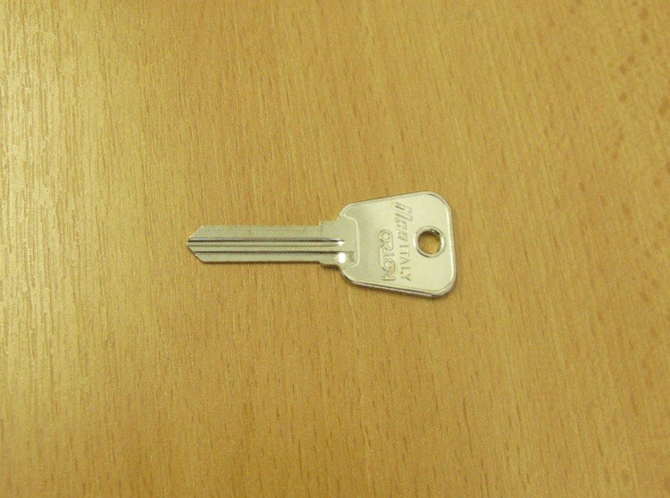 Klíč CEA LF 33/LF29 - Vložky,zámky,klíče,frézky Klíče odlitky Klíče cylindrické