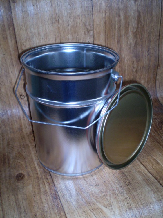Kbelík 10l 242/260 s víkem - Pomůcky ochranné a úklidové Pomůcky úklidové Vědra, kbelíky