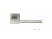 Kování rozetové hranaté BLADE P 1500 WC chrom CR