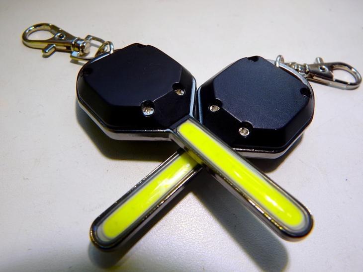 Přívěsek Svítilna LED klíč - Vybavení pro dům a domácnost Přívěsky, klíčenky, rozlišovače