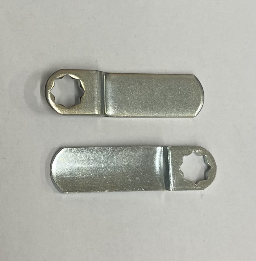 Závora 2x prohnutá 30 mm Závora 2x prohnutá 30 mm - Vložky,zámky,klíče,frézky Zámky nábytkové, schránkové, na sklo