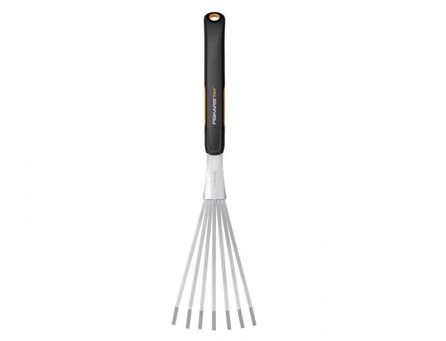 Hrábě Xact 13 cm 1027044 FISKARS - Zednické nářadí, zahrada, nádoby Násady Násady na hrábě