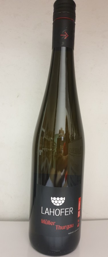 Víno Müller Thurgau 2019 kab. polosladké U Hájku č. š. 12219LA alk.11,5% RTS 6,6 LAH.0277