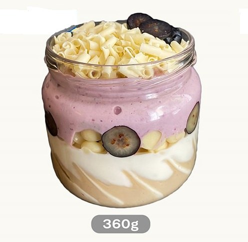 Jogurt hotový Borůvky-Bílá Čokoláda 360 g (bílá čokoláda, borůvky, řecký jogurt) - Delikatesy, dárky Delikatesy