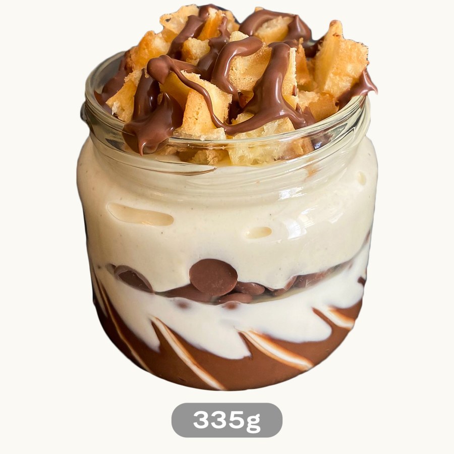 Jogurt hotový Boston Cream 335 g (mléčná čokoláda, nugátový krém a vafle) - Delikatesy, dárky Delikatesy