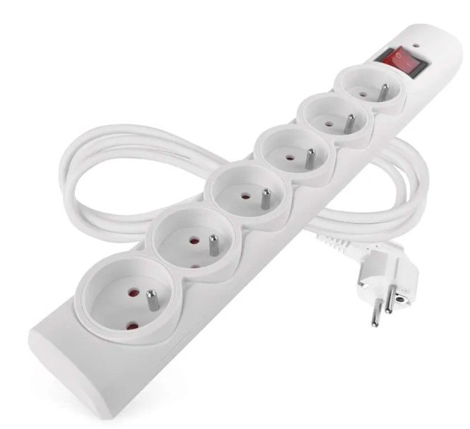 Ochrana přepěťová P54015 6Z 1,5 m bílá Ochrana přepěťová P54015 6Z 1,5 m bílá - Vybavení pro dům a domácnost Svítilny, žárovky, elektrické přísl.